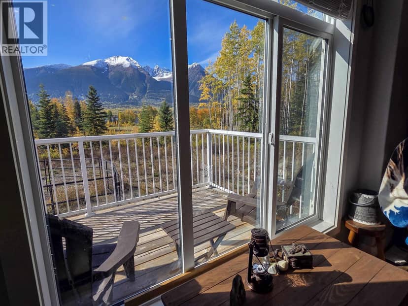 6380 DAWSONS LANE, Smithers, photo 7