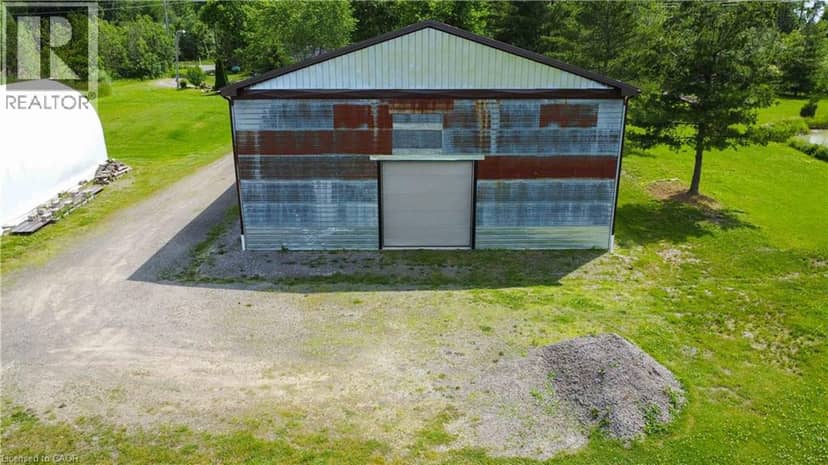 551 MUD Street, Grimsby, photo 3