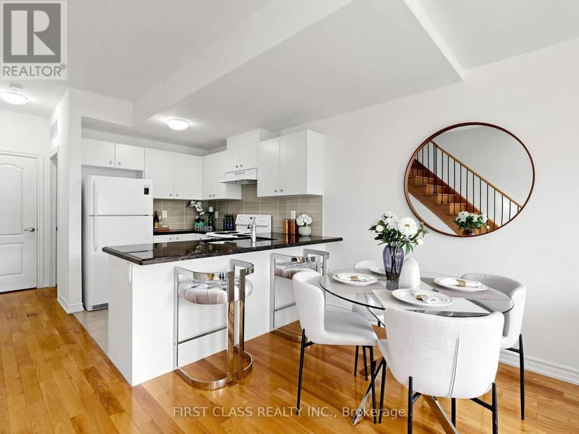 7 - 37 Drewry Avenue — photo 11 of 40