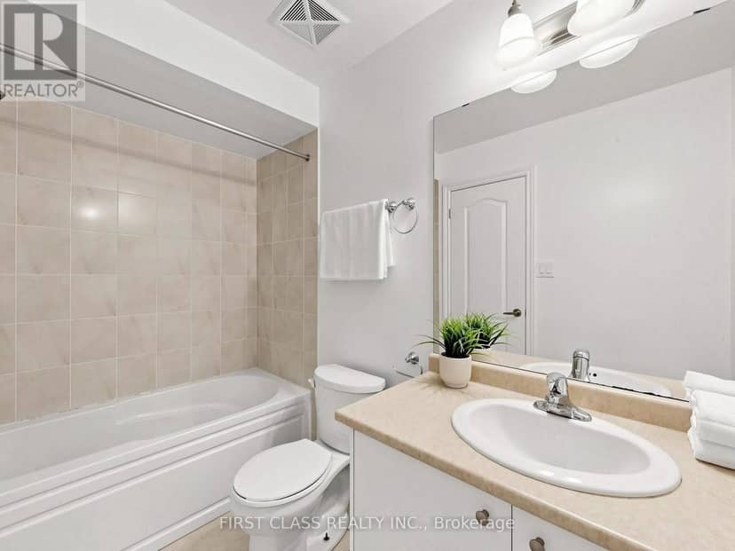 7 - 37 Drewry Avenue — photo 39 of 40