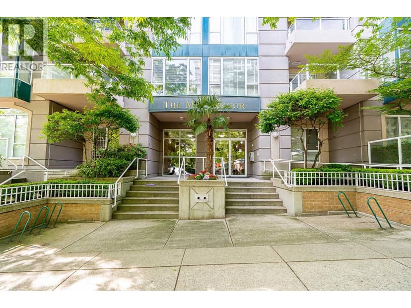 504 5189 GASTON STREET, Vancouver, photo 2