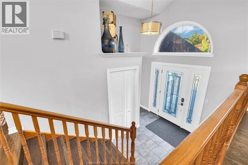 237 Woodview Drive — photo 14 of 40