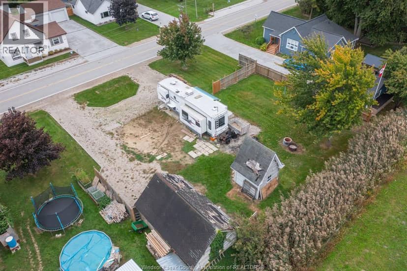 2265 County Rd 31, Lakeshore