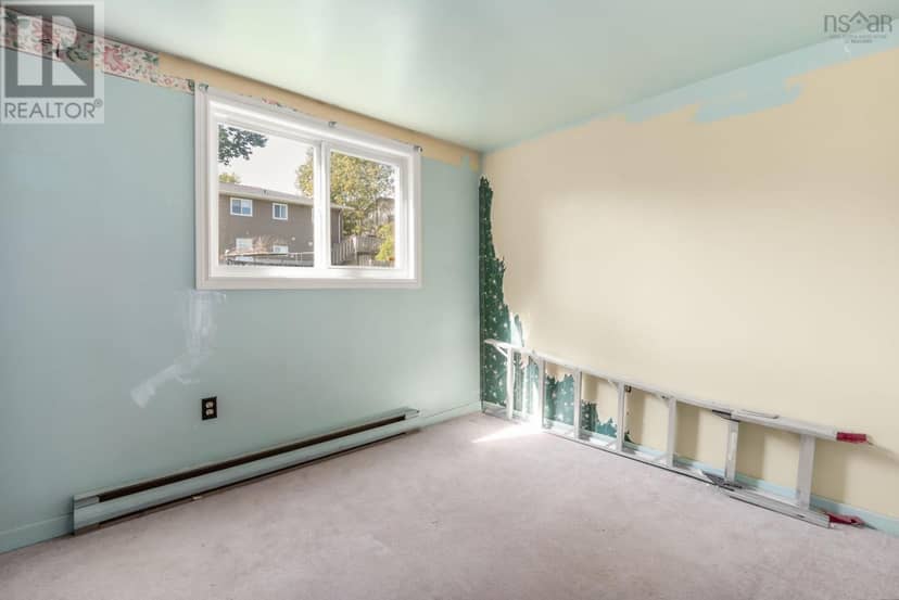 33 Terra Nova Avenue — photo 18 of 26