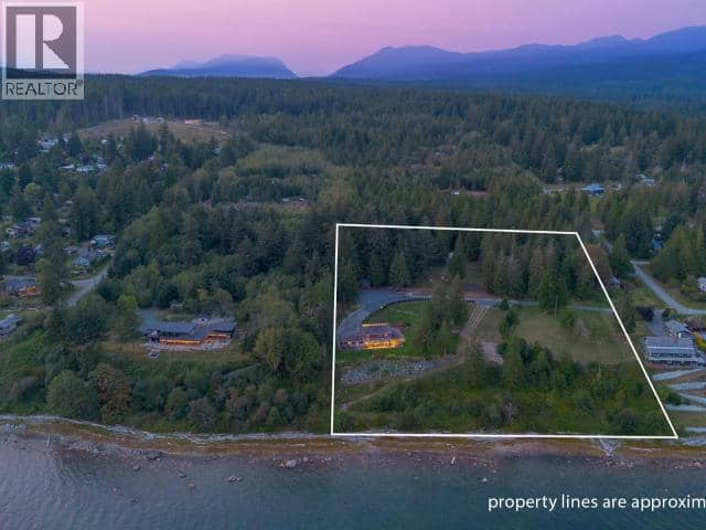 9771 VIEW ROAD, Powell River