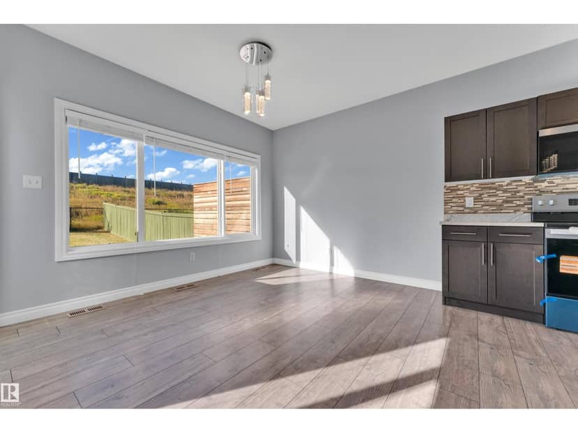 4359 126 AV NW — photo 14 of 40