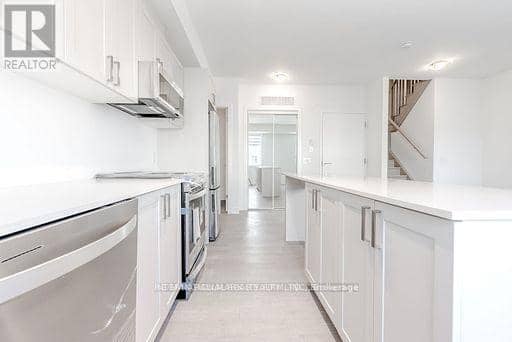216 - 1085 Douglas McCurdy Common — photo 2 of 40