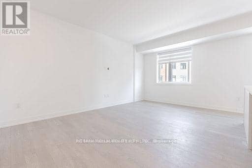 216 - 1085 Douglas McCurdy Common — photo 5 of 40