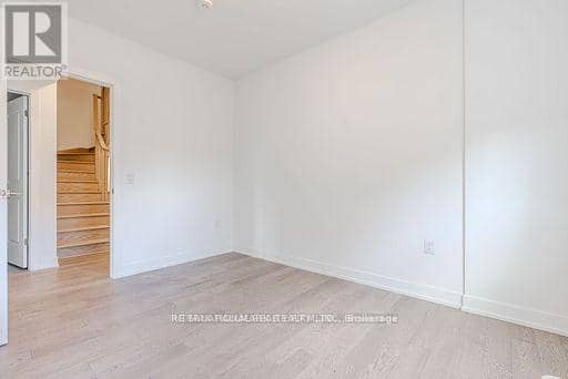 216 - 1085 Douglas McCurdy Common — photo 19 of 40