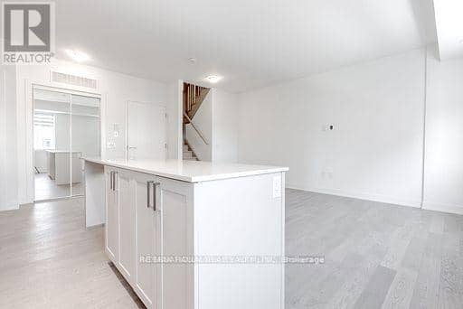 216 - 1085 Douglas McCurdy Common — photo 3 of 40