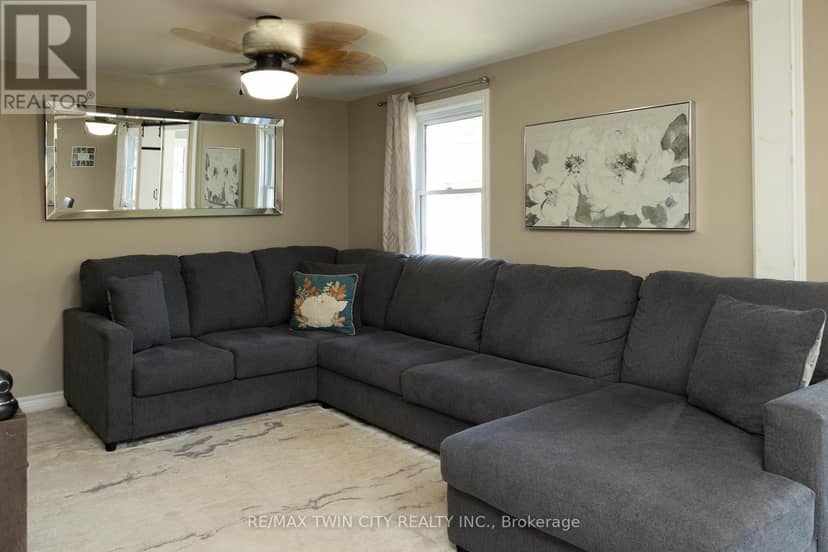 92 Sovereign Street W, Norfolk, photo 7