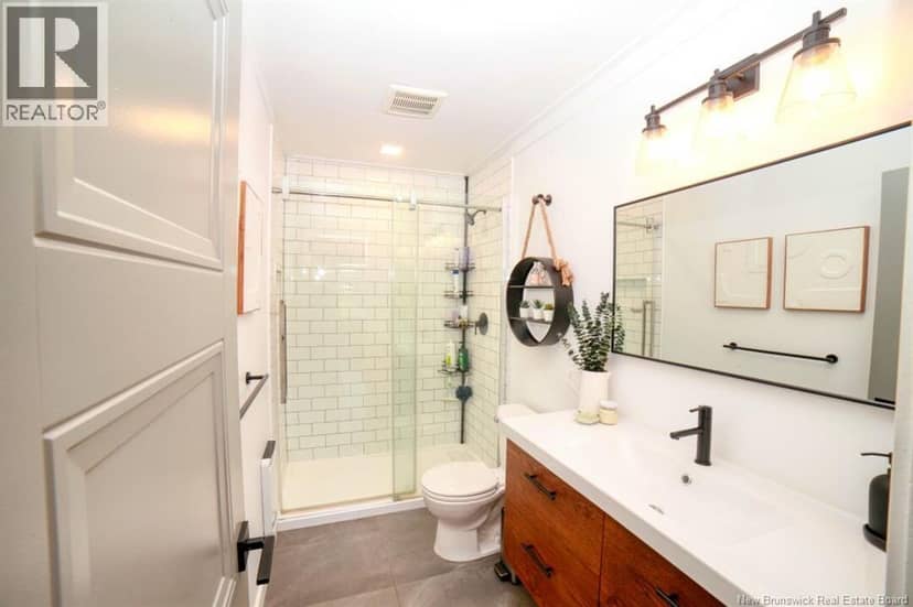1073 Rockland Drive — photo 15 of 20