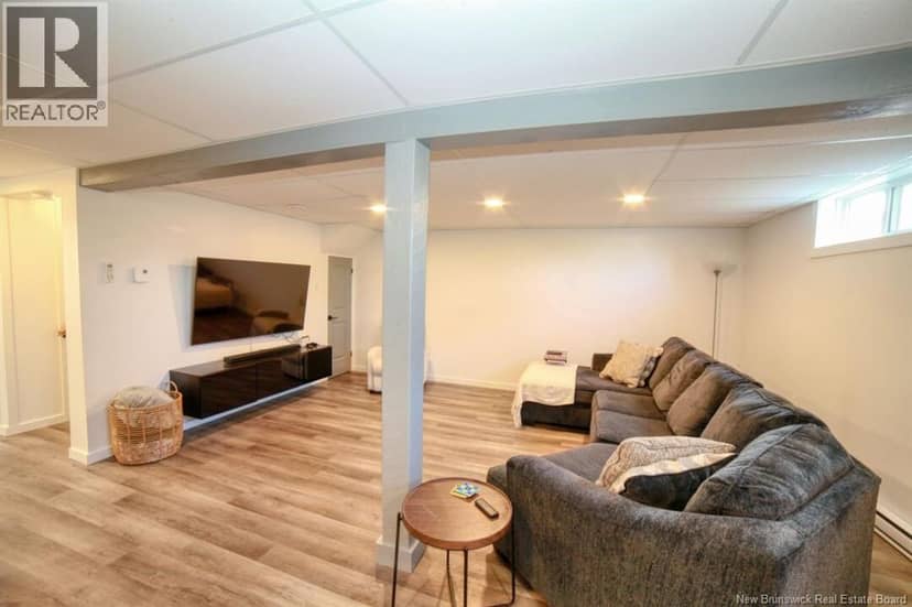 1073 Rockland Drive — photo 16 of 20