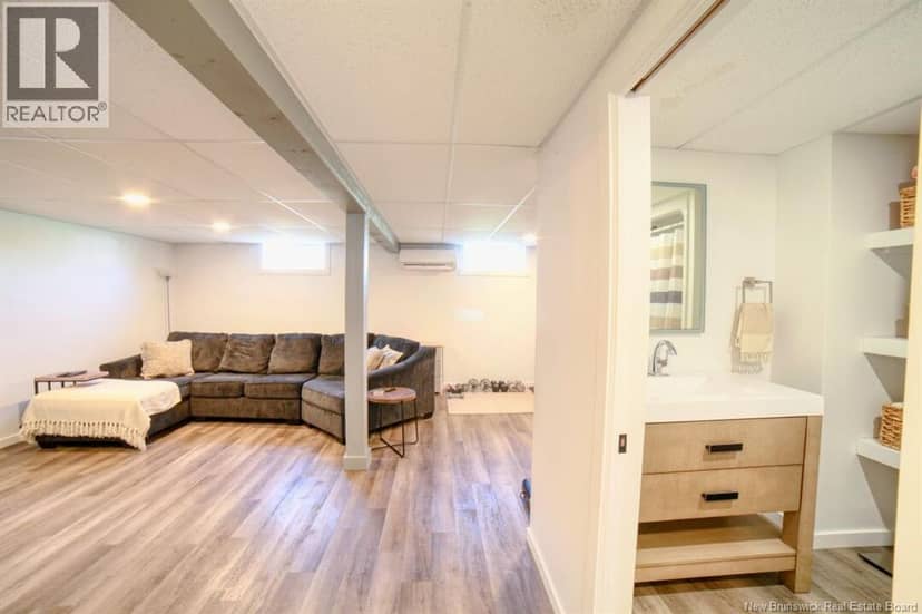 1073 Rockland Drive — photo 18 of 20