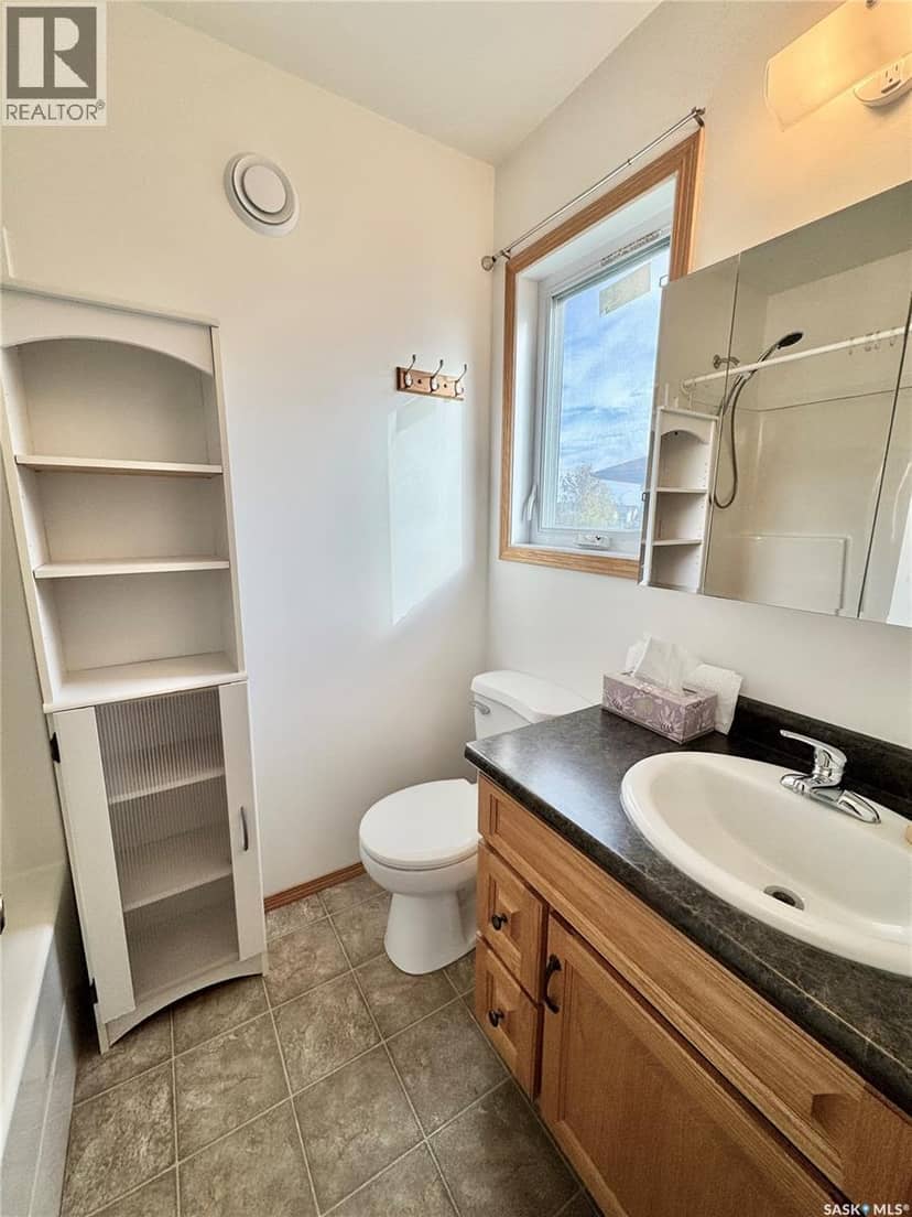 435 Southwood DRIVE — photo 10 of 21