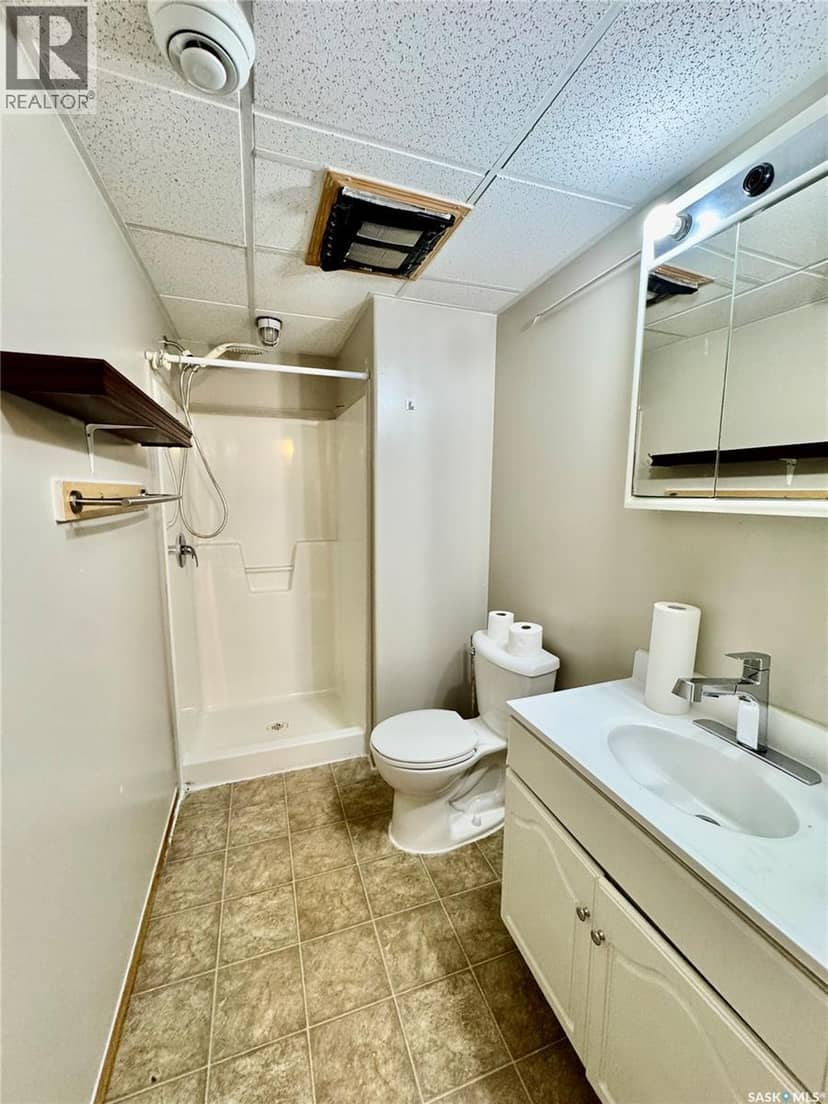 435 Southwood DRIVE — photo 17 of 21