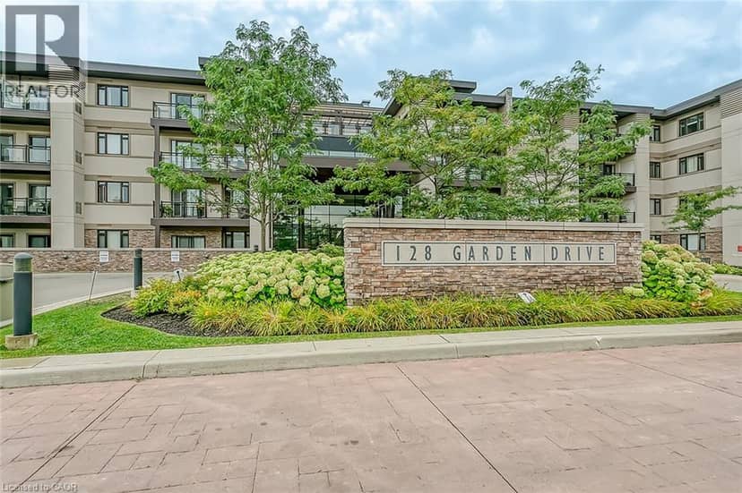 128 GARDEN Drive Unit# 102, Oakville