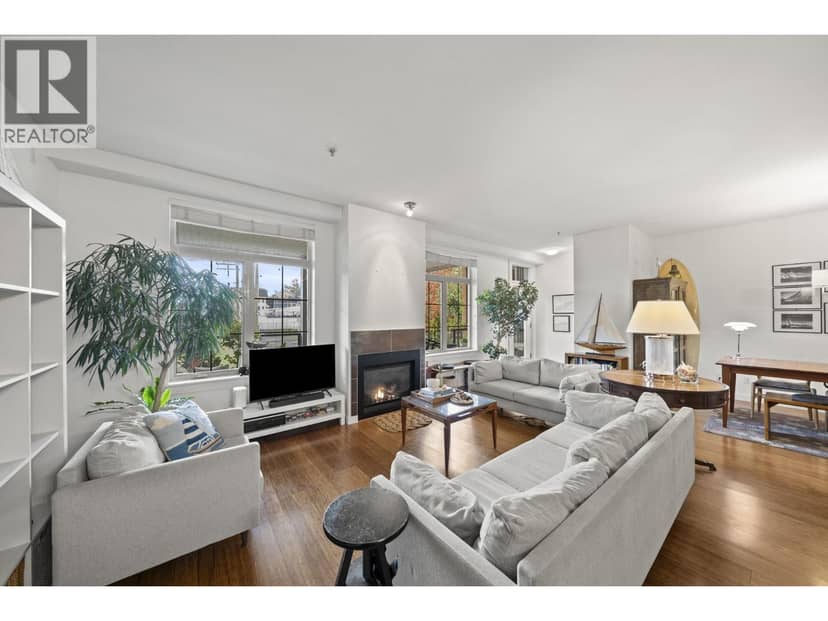 7 6233 LONDON ROAD, Richmond