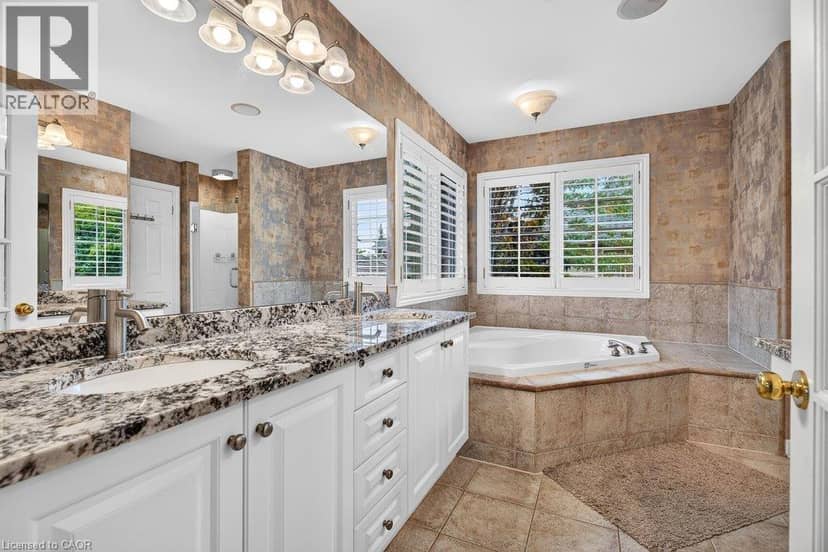 4278 CLUBVIEW Drive — photo 25 of 40