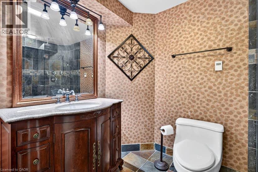 4278 CLUBVIEW Drive — photo 37 of 40