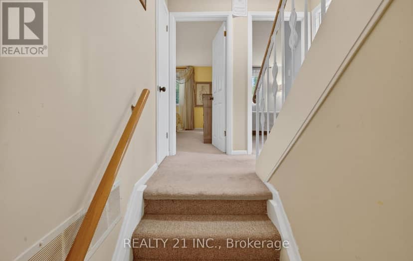 16 Baltray Crescent — photo 22 of 33