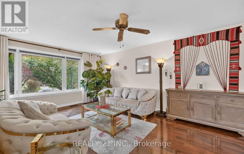 16 Baltray Crescent, Toronto, photo 5