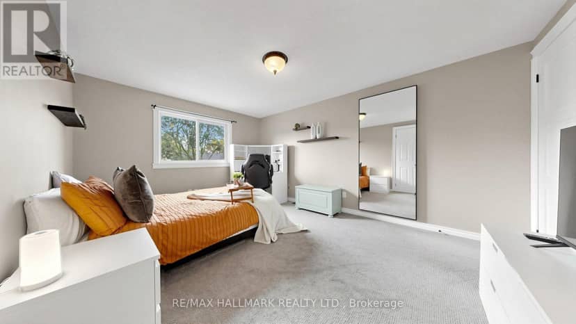 55 Bentonwood Crescent — photo 36 of 40