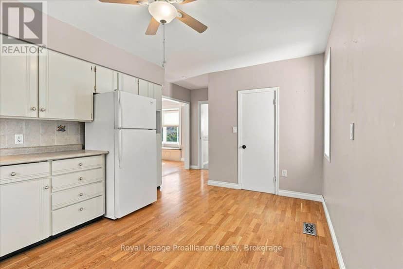 90 Chatham Street — photo 23 of 40