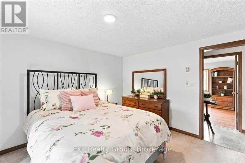 80 George Street — photo 17 of 39