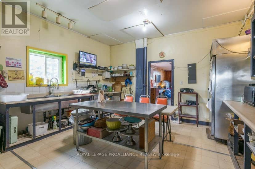 32990 Highway 62 — photo 29 of 40