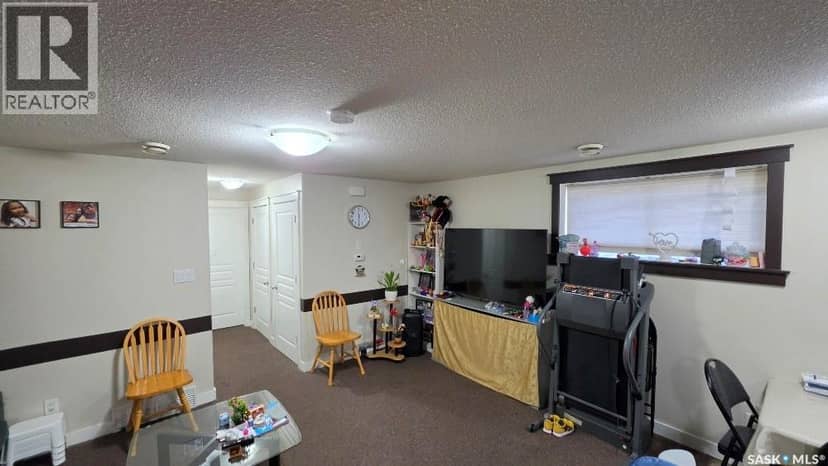 101 Halifax STREET — photo 12 of 19