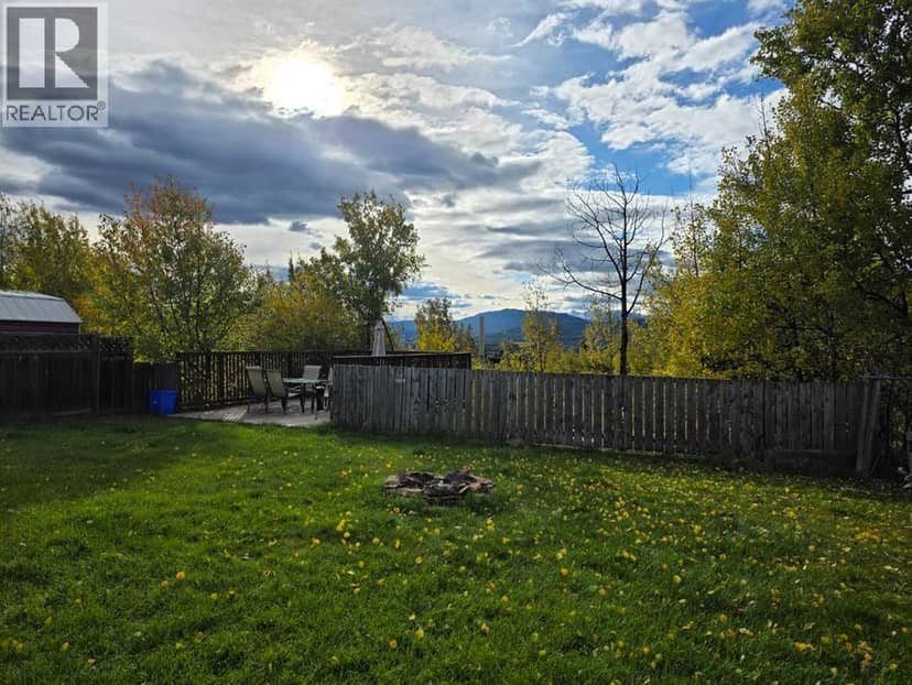 10305 98 Avenue, Grande Cache, photo 3