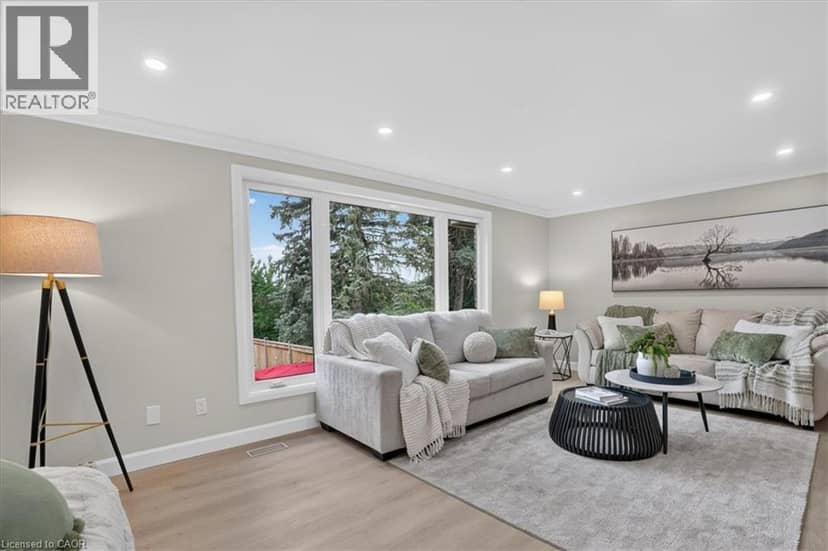 23 BRIAR KNOLL Drive — photo 16 of 40
