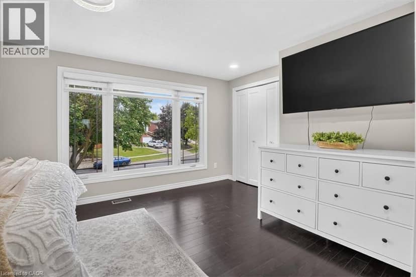 23 BRIAR KNOLL Drive — photo 28 of 40
