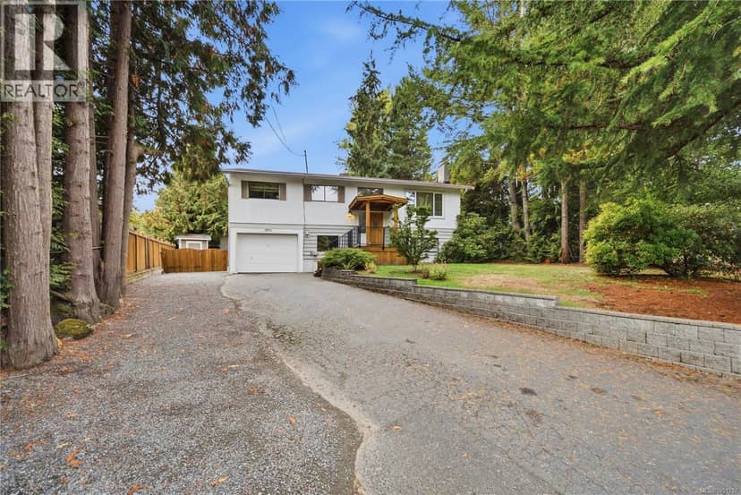 1951 Szasz Dr, Nanaimo