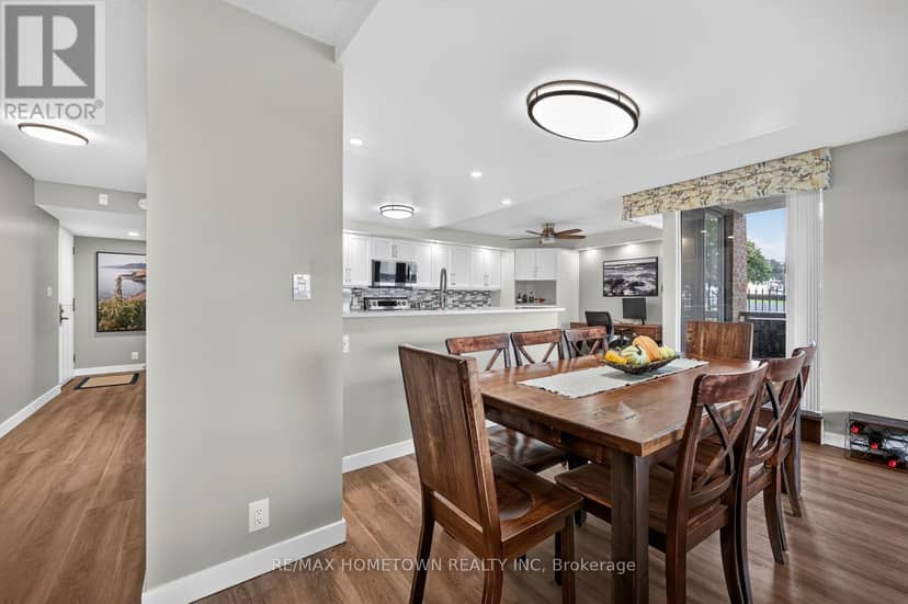 103 - 55 Water Street E — photo 18 of 40