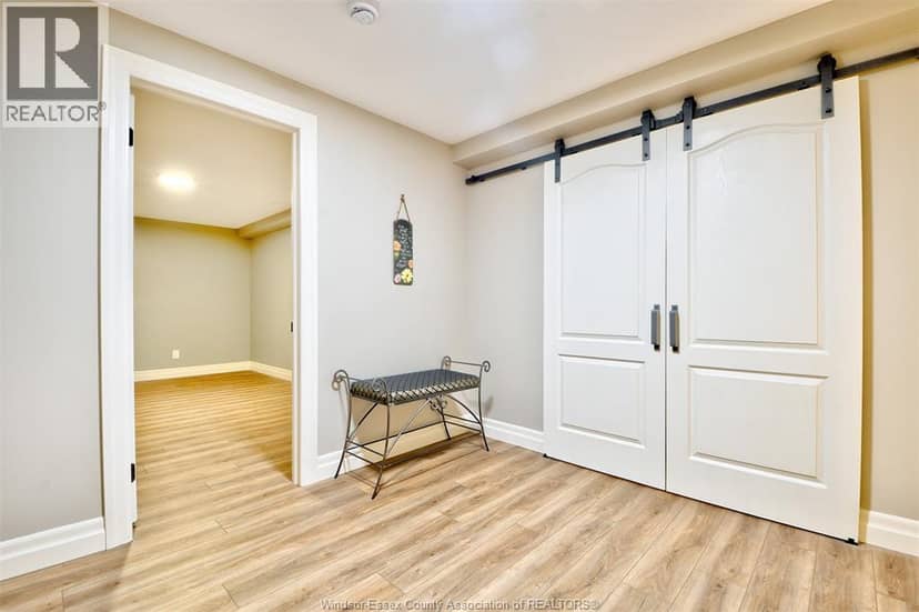 107 Meadowview — photo 33 of 40