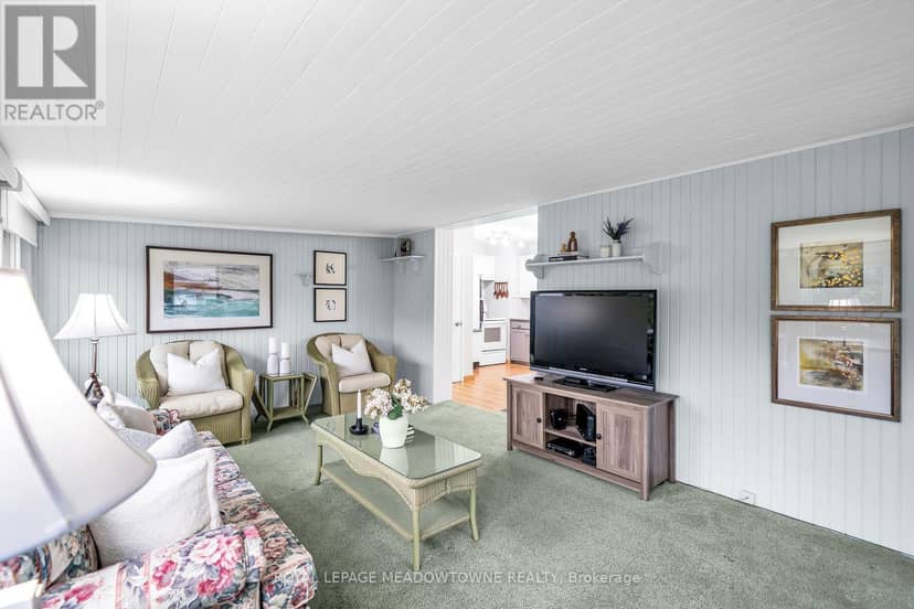 48 Garside Avenue — photo 18 of 40