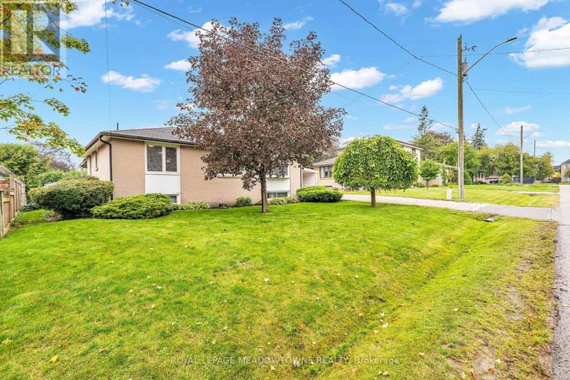 48 Garside Avenue — photo 2 of 40