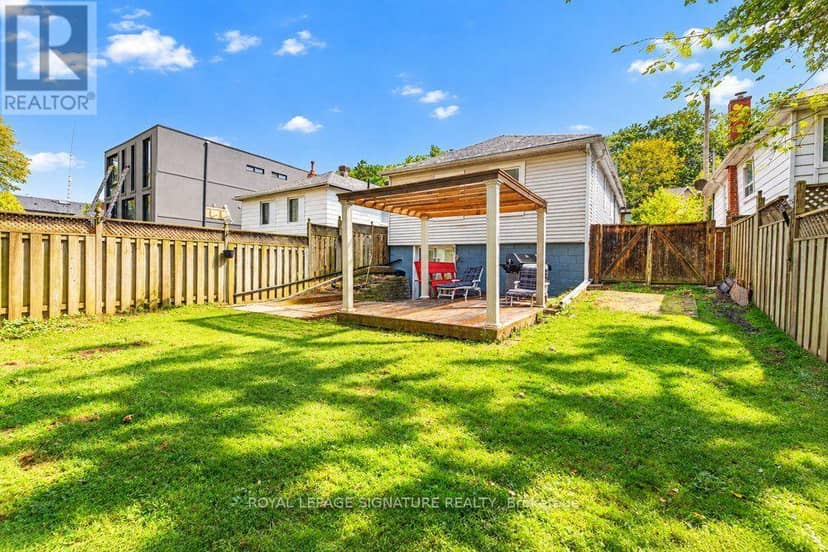 39 Rhydwen Avenue — photo 32 of 34