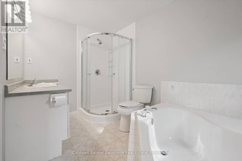 20 - 941 Gordon Street — photo 13 of 21