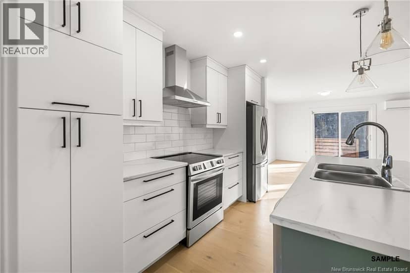 36 Adéo-Rose Street — photo 9 of 33