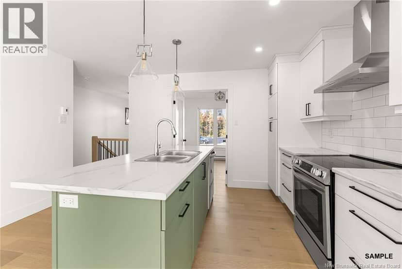 36 Adéo-Rose Street — photo 18 of 33