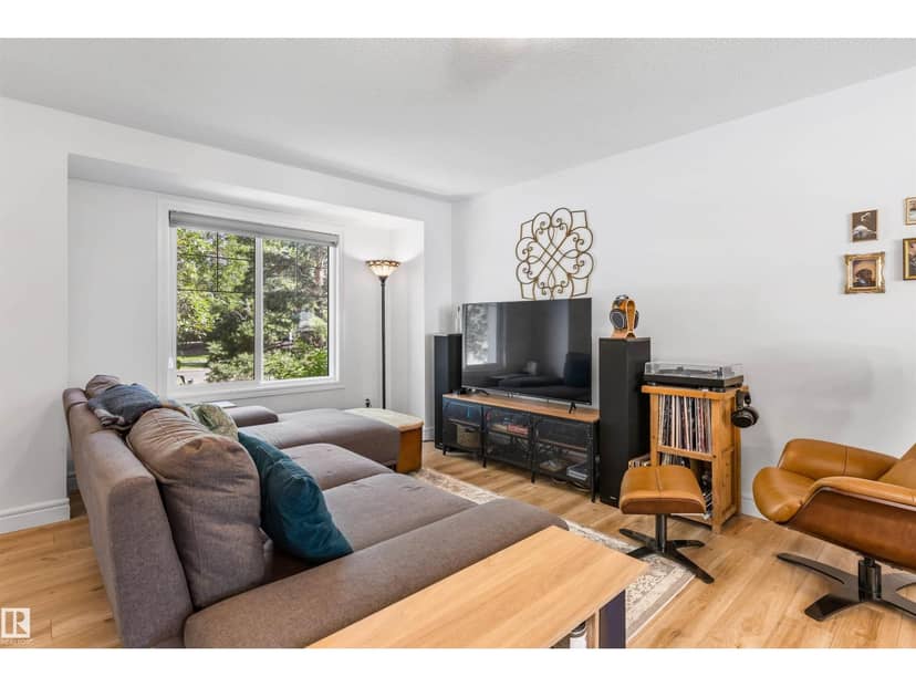 #71 330 Bulyea Rd NW — photo 12 of 40
