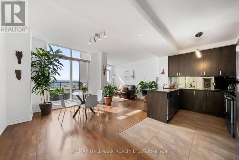 1609 - 9235 Jane Street — photo 1 of 37