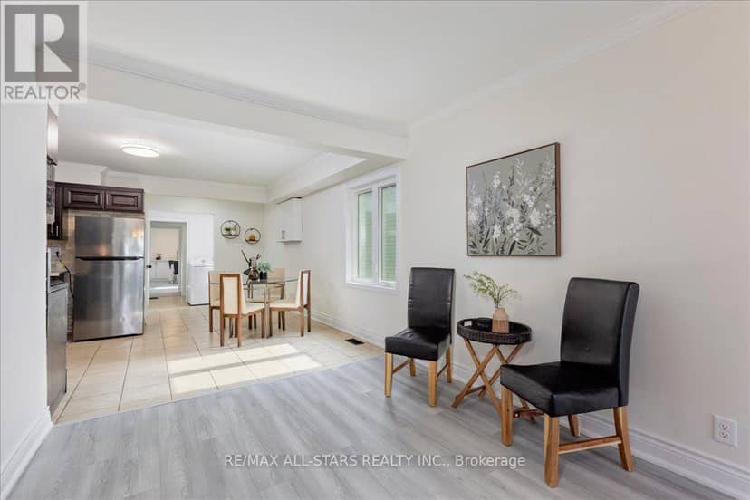 369 Lake Drive — photo 10 of 40