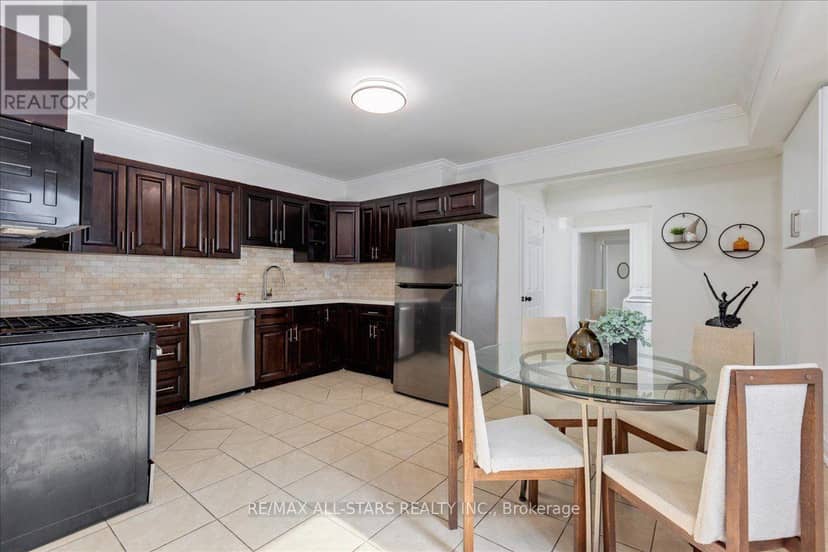 369 Lake Drive — photo 11 of 40