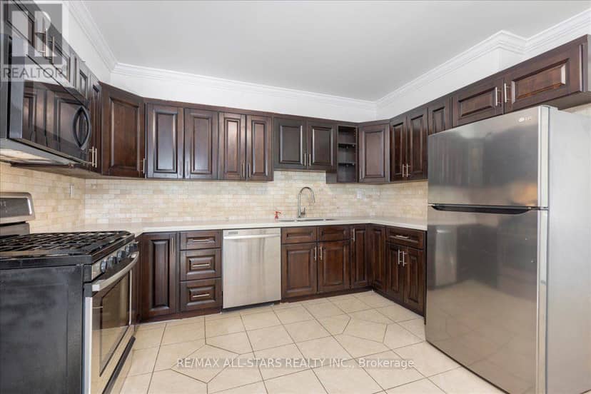 369 Lake Drive — photo 12 of 40