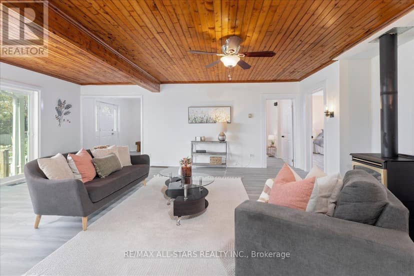 369 Lake Drive, Georgina, photo 7