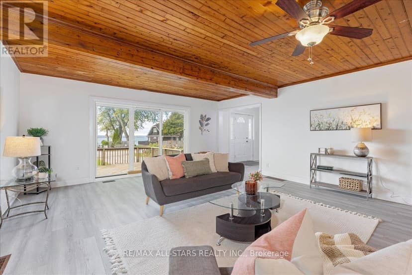 369 Lake Drive, Georgina, photo 8